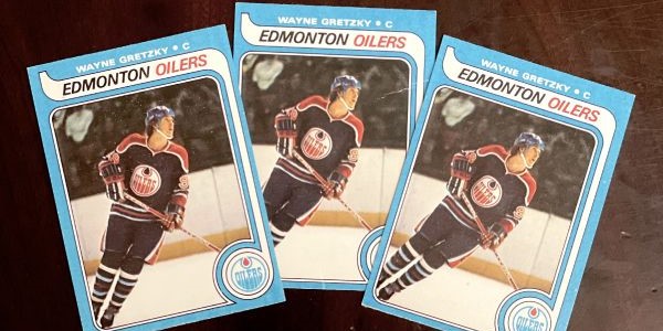 Hat Trick - 3 1979 Topps Wayne Gretzky Rookies Collection