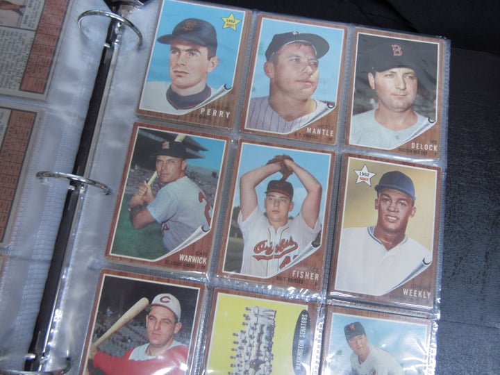 Buying a 1962 Topps Collection During a Pandemic
